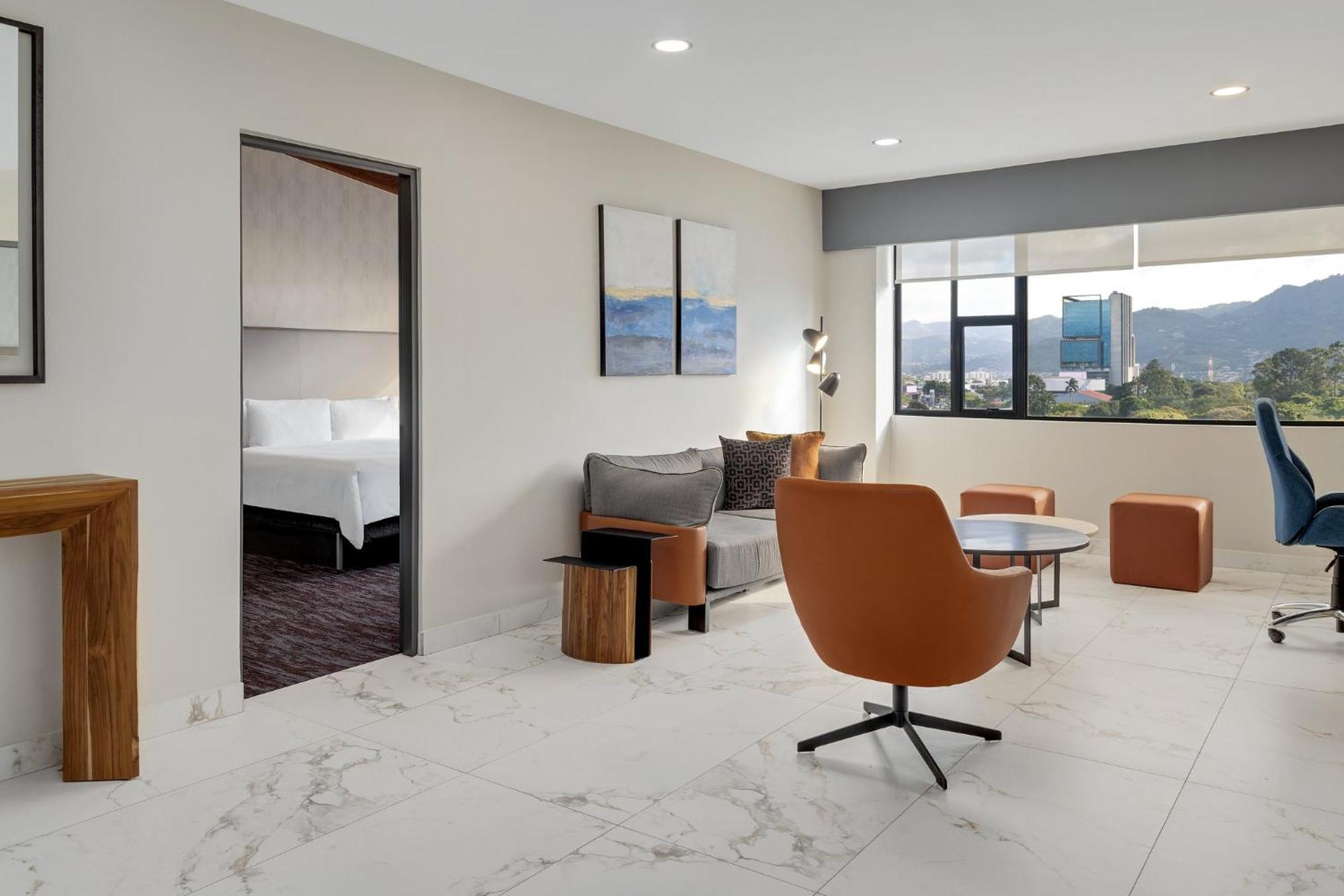 Crowne Plaza La Sabana By Ihg 5*